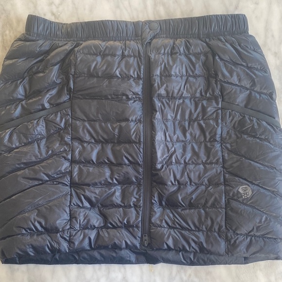 NWOT Stylish Black Quilted Skirt-mountain hardware - Picture 4 of 11